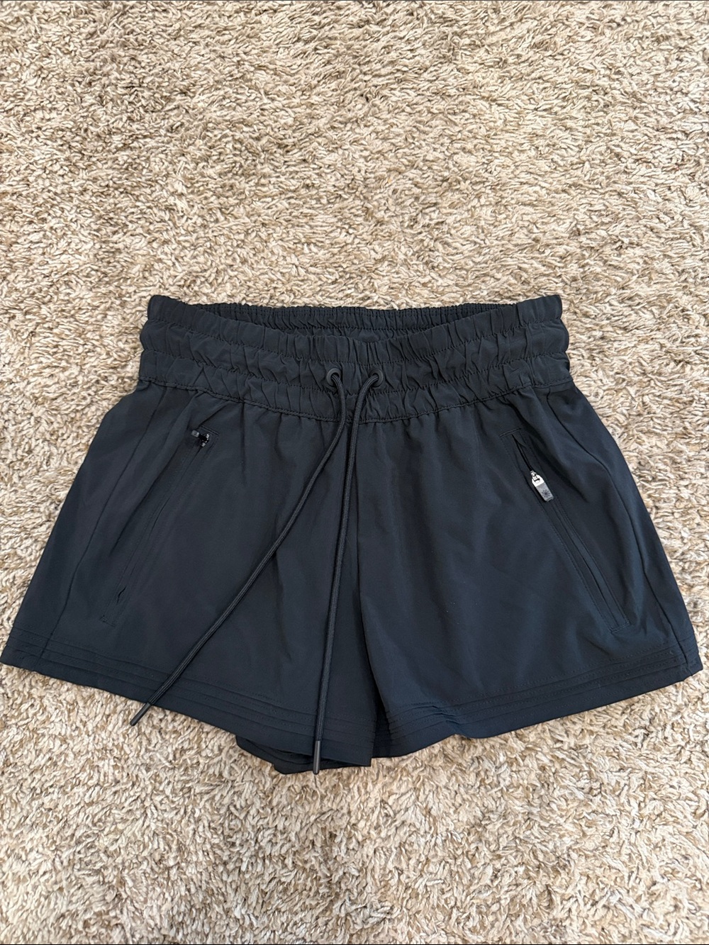 Athleta Newport 2.5 board short